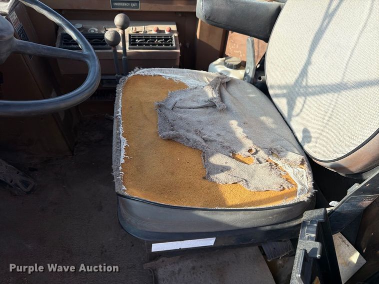 image for item EA7373 1997 Dresser 515CH wheel loader