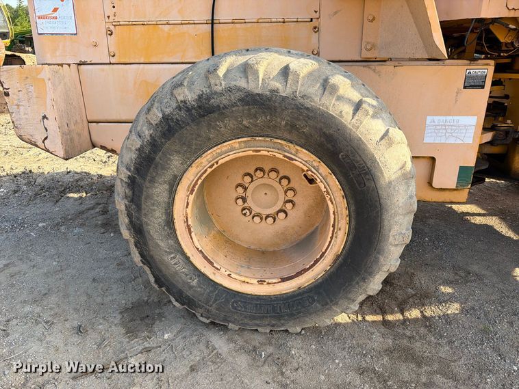image for item EA7373 1997 Dresser 515CH wheel loader