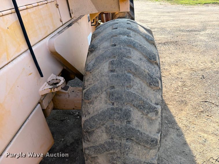 image for item EA7373 1997 Dresser 515CH wheel loader