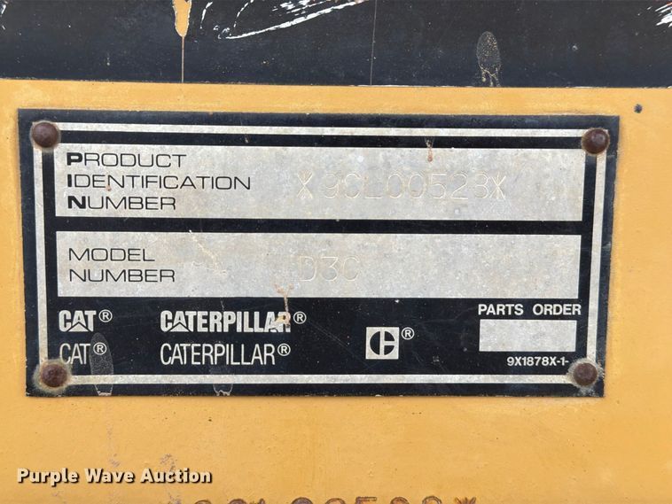 image for item EA7392 1995 Caterpillar D3C dozer