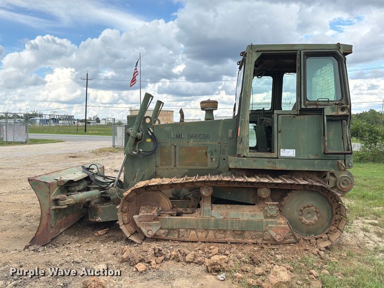 image for item EA7393 1988 Case MC1150E dozer