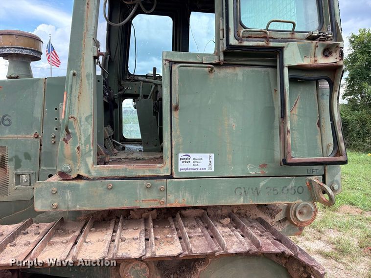 image for item EA7393 1988 Case MC1150E dozer