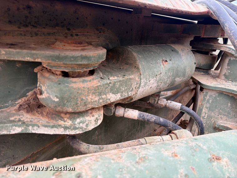 image for item EA7393 1988 Case MC1150E dozer