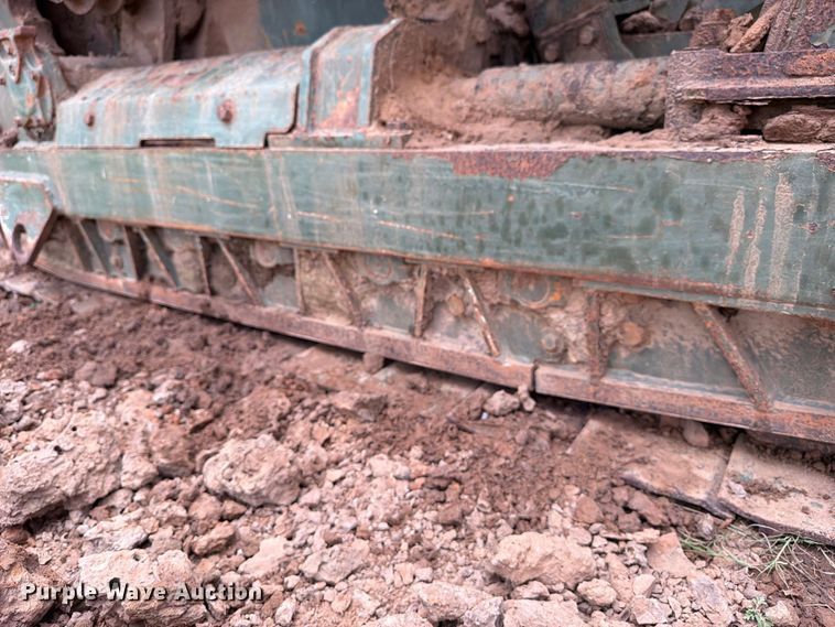 image for item EA7393 1988 Case MC1150E dozer