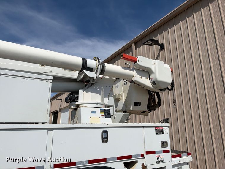 image for item EC4638 2016 Freightliner Business Class M2 bucket truck