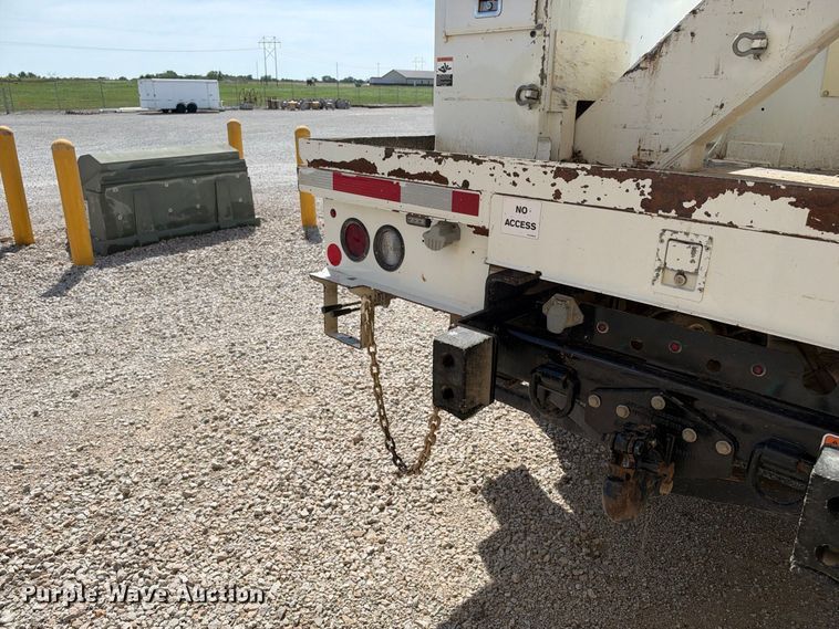 image for item EC4638 2016 Freightliner Business Class M2 bucket truck