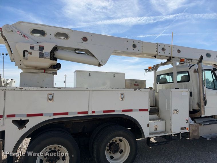 image for item EC4638 2016 Freightliner Business Class M2 bucket truck
