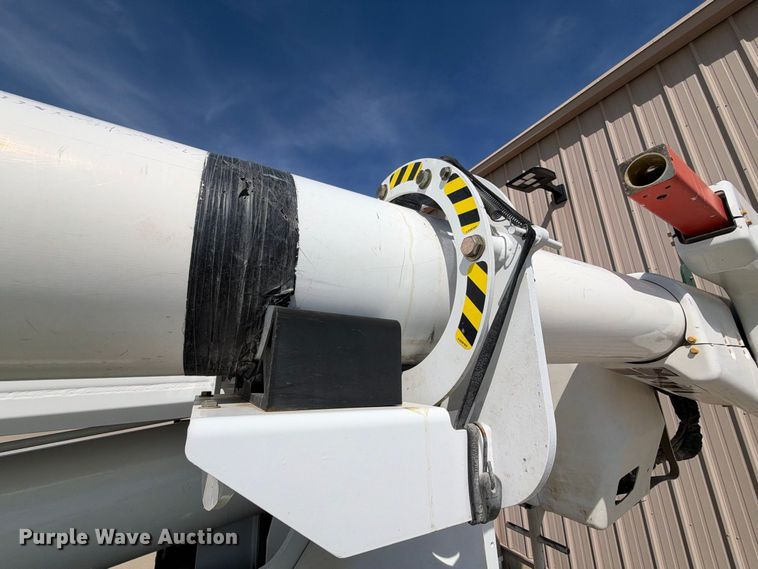 image for item EC4638 2016 Freightliner Business Class M2 bucket truck