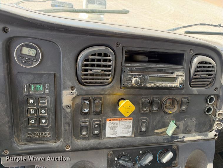 image for item EC4638 2016 Freightliner Business Class M2 bucket truck