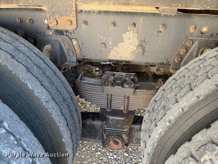 image for item EC4638 2016 Freightliner Business Class M2 bucket truck