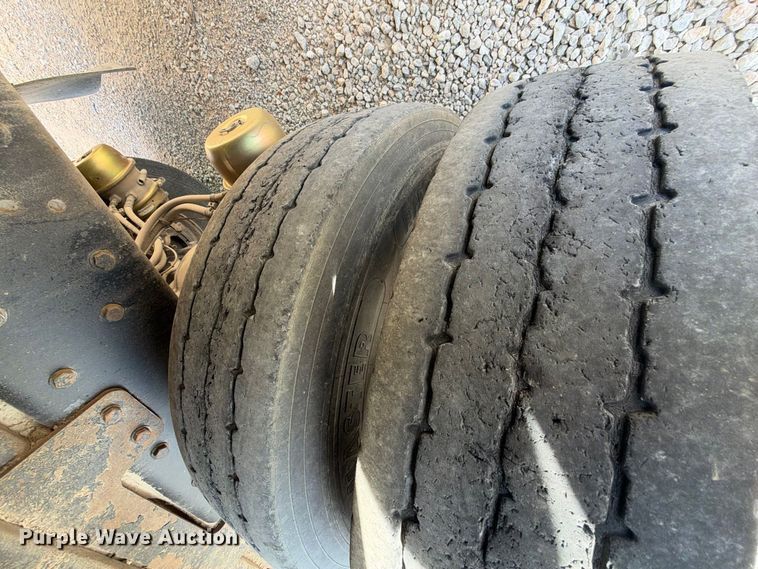 image for item EC4638 2016 Freightliner Business Class M2 bucket truck