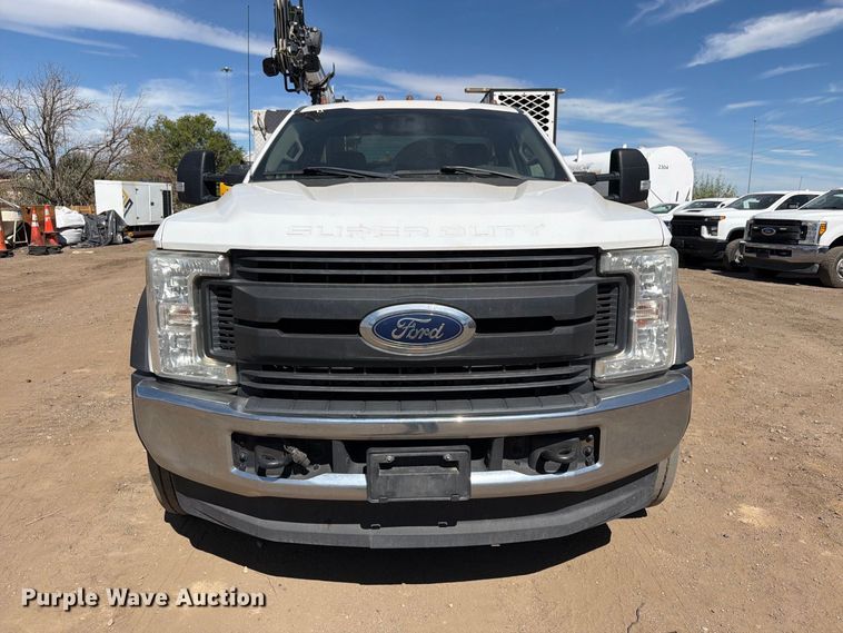 image for item ED0207 2017 Ford F550 Super Duty utility / service truck