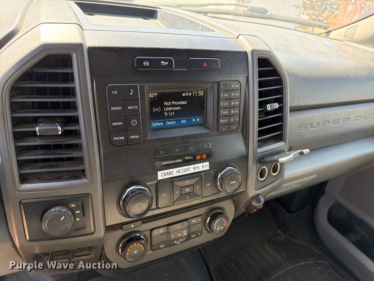 image for item ED0207 2017 Ford F550 Super Duty utility / service truck
