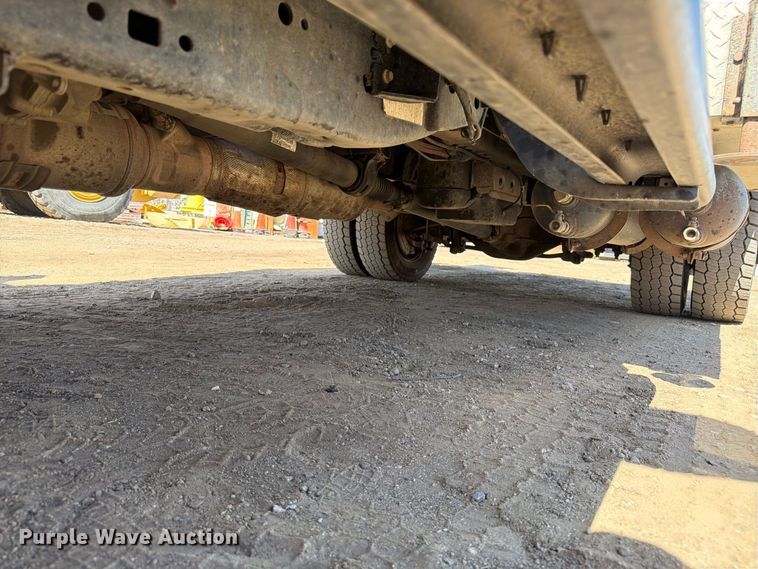 image for item ED0207 2017 Ford F550 Super Duty utility / service truck