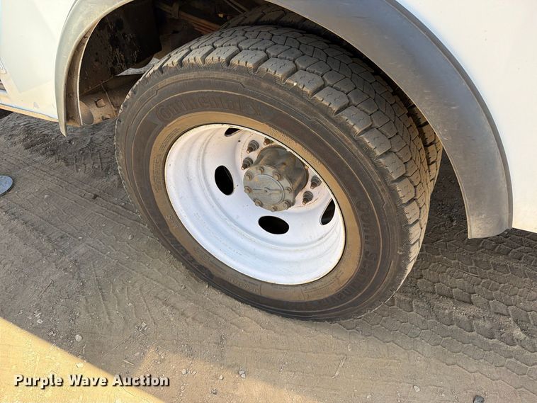 image for item ED0207 2017 Ford F550 Super Duty utility / service truck