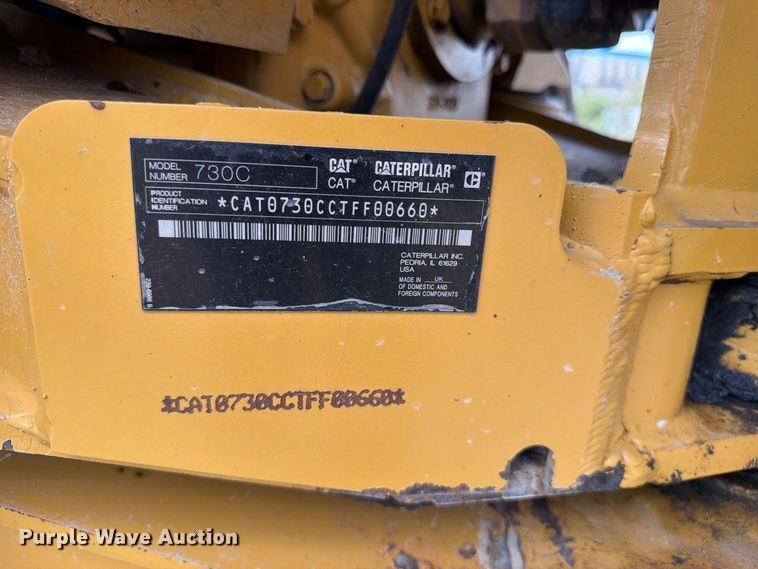 image for item ED0208 2015 Caterpillar 730C water wagon