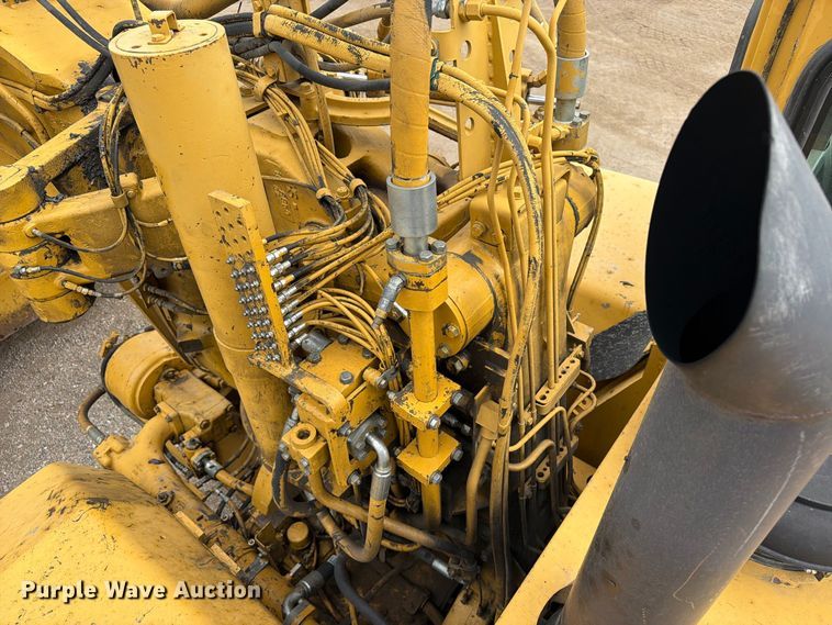 image for item ED0212 2012 Caterpillar 627G conventional scraper 