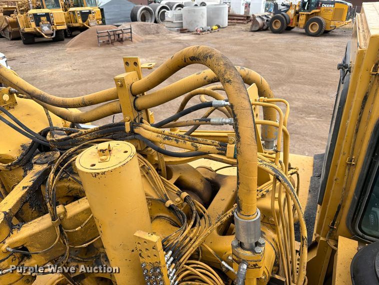 image for item ED0212 2012 Caterpillar 627G conventional scraper 