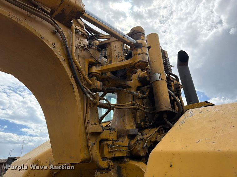 image for item ED0212 2012 Caterpillar 627G conventional scraper 
