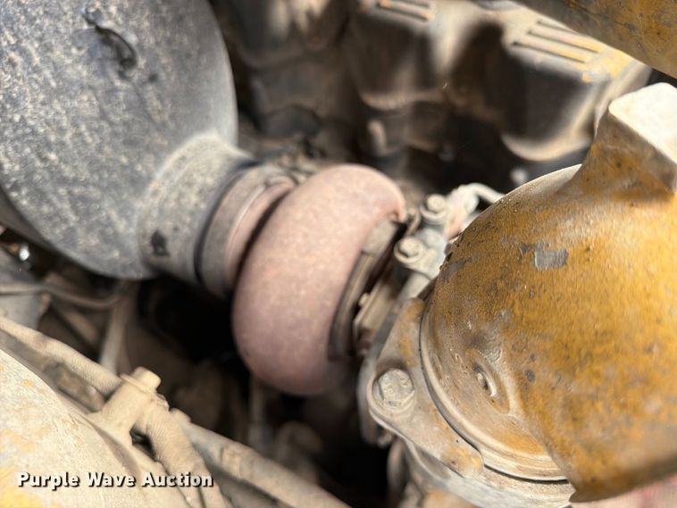 image for item ED0212 2012 Caterpillar 627G conventional scraper 
