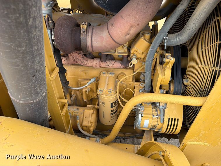 image for item ED0212 2012 Caterpillar 627G conventional scraper 