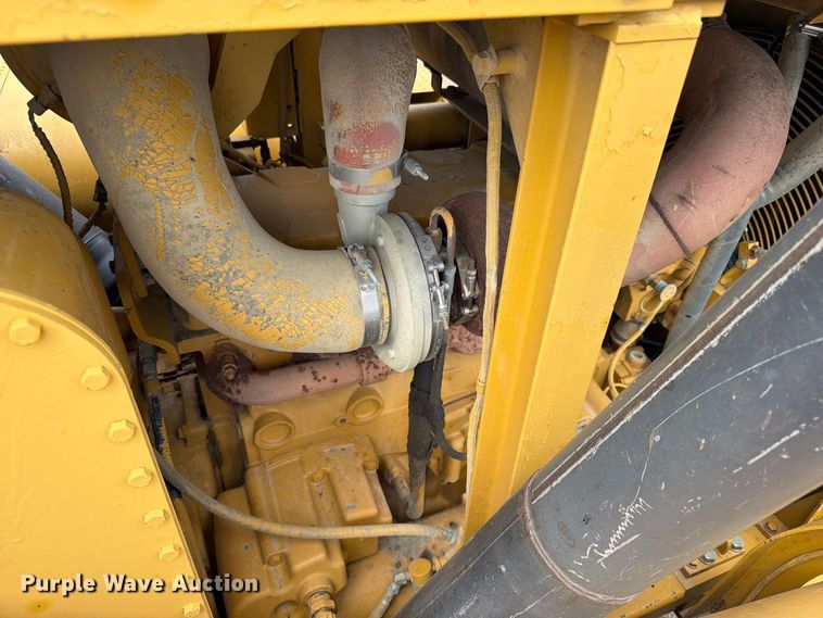 image for item ED0212 2012 Caterpillar 627G conventional scraper 