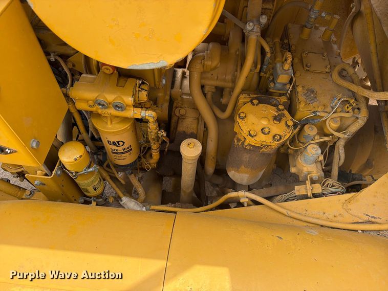 image for item ED0212 2012 Caterpillar 627G conventional scraper 
