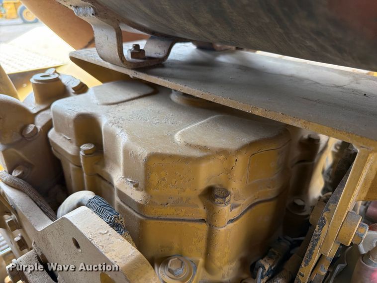 image for item ED0212 2012 Caterpillar 627G conventional scraper 
