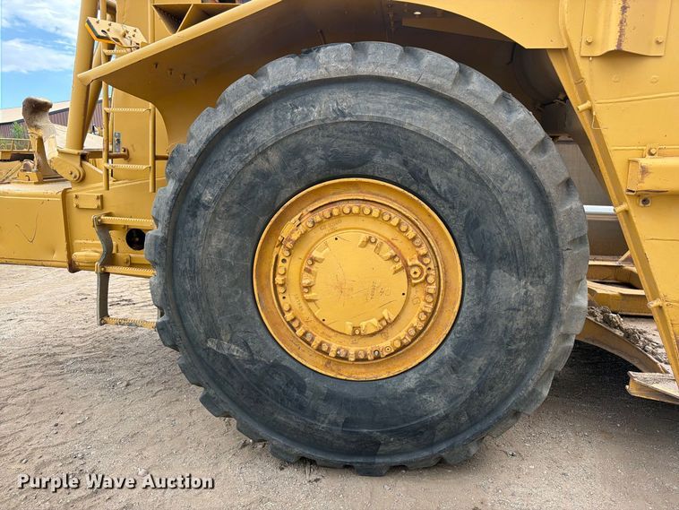 image for item ED0212 2012 Caterpillar 627G conventional scraper 
