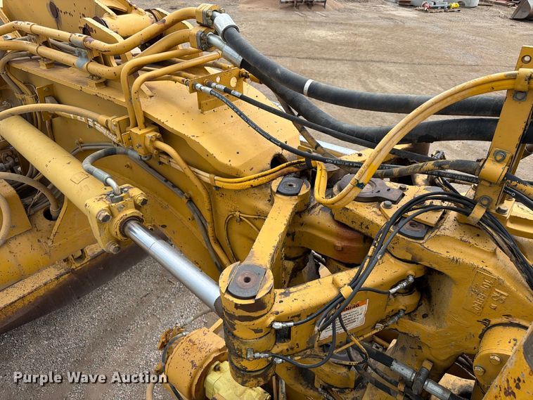 image for item ED0213 2012 Caterpillar 627G conventional scraper 