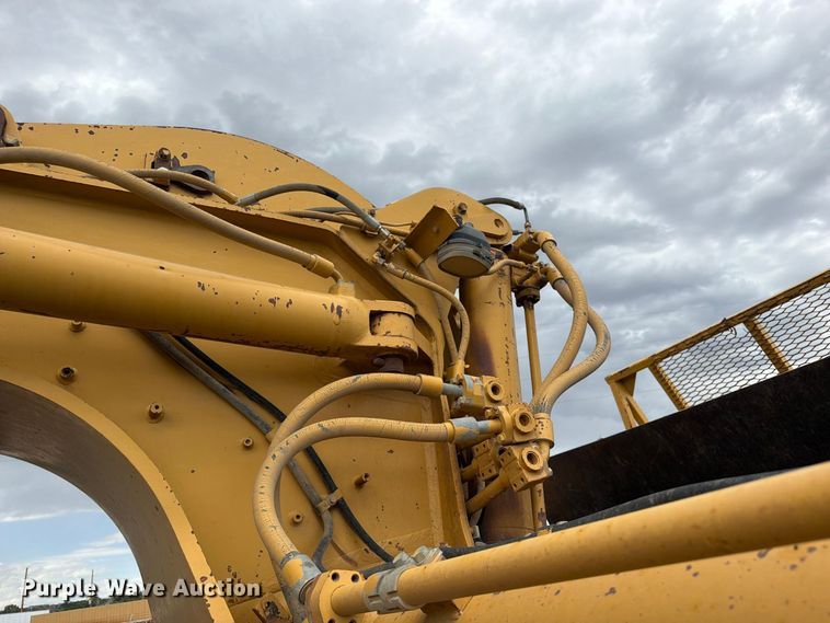 image for item ED0213 2012 Caterpillar 627G conventional scraper 