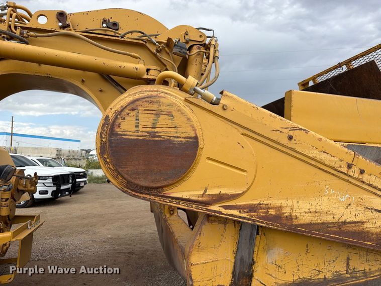image for item ED0213 2012 Caterpillar 627G conventional scraper 