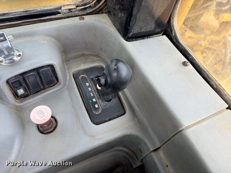 image for item ED0213 2012 Caterpillar 627G conventional scraper 