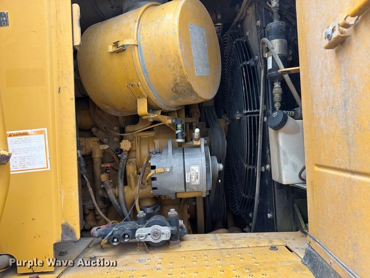 image for item ED0213 2012 Caterpillar 627G conventional scraper 