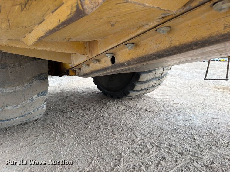 image for item ED0213 2012 Caterpillar 627G conventional scraper 