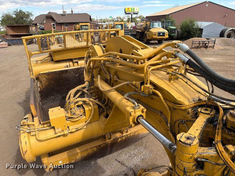 image for item ED0214 2006 Caterpillar 627G conventional scraper 