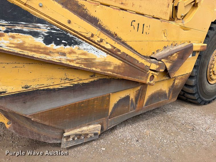 image for item ED0214 2006 Caterpillar 627G conventional scraper 