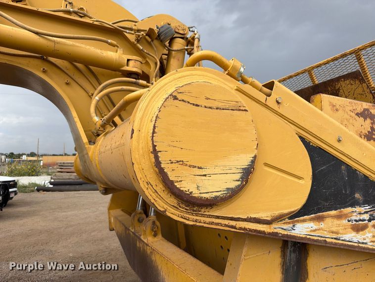 image for item ED0214 2006 Caterpillar 627G conventional scraper 