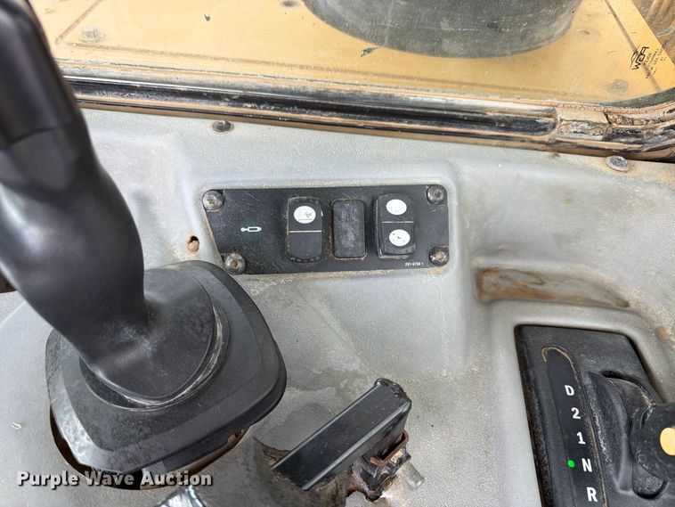 image for item ED0214 2006 Caterpillar 627G conventional scraper 