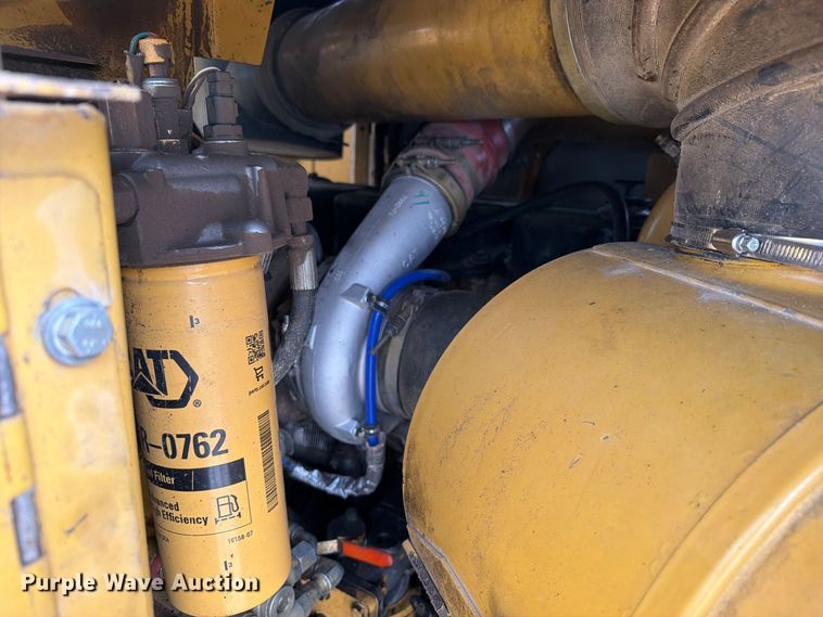image for item ED0214 2006 Caterpillar 627G conventional scraper 