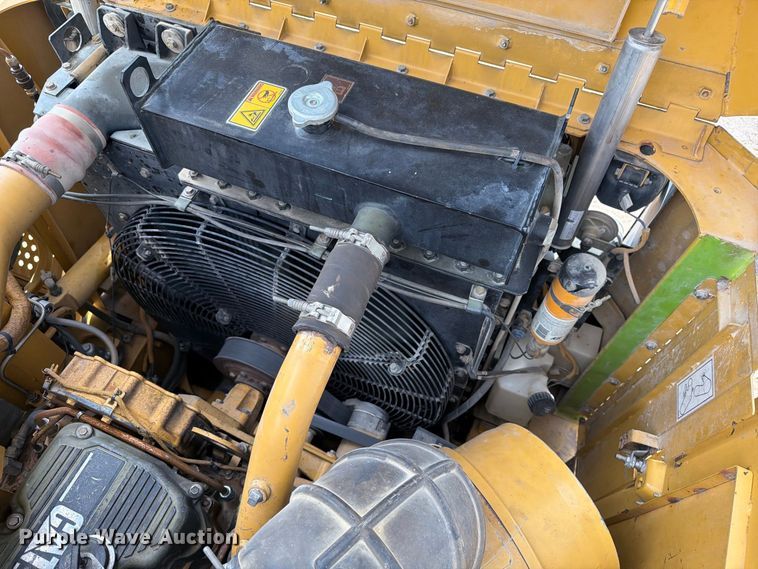 image for item ED0214 2006 Caterpillar 627G conventional scraper 