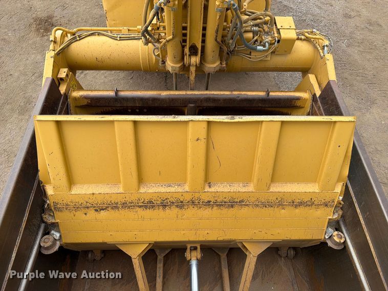 image for item ED0214 2006 Caterpillar 627G conventional scraper 