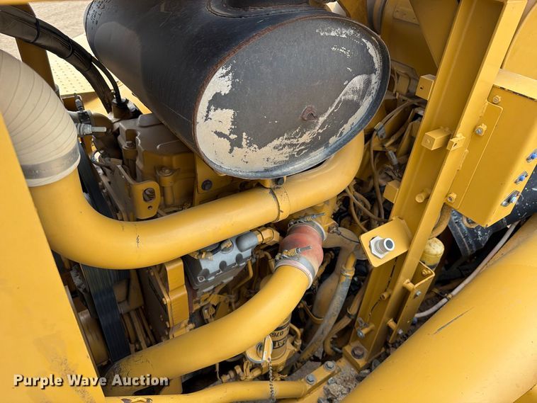 image for item ED0214 2006 Caterpillar 627G conventional scraper 
