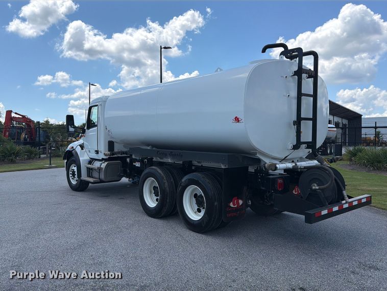 image for item EF1349 2025 Peterbilt 548 water truck