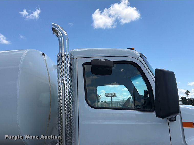 image for item EF1349 2025 Peterbilt 548 water truck