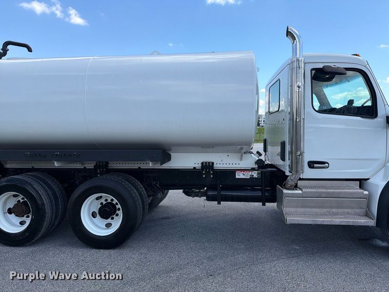 image for item EF1349 2025 Peterbilt 548 water truck