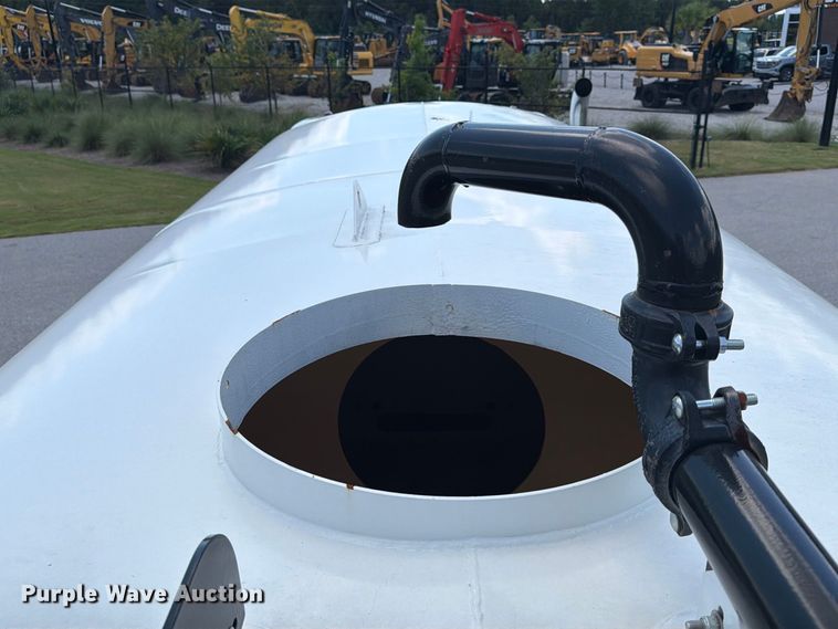 image for item EF1349 2025 Peterbilt 548 water truck