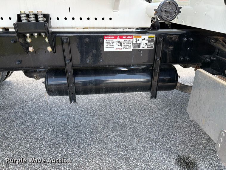image for item EF1349 2025 Peterbilt 548 water truck