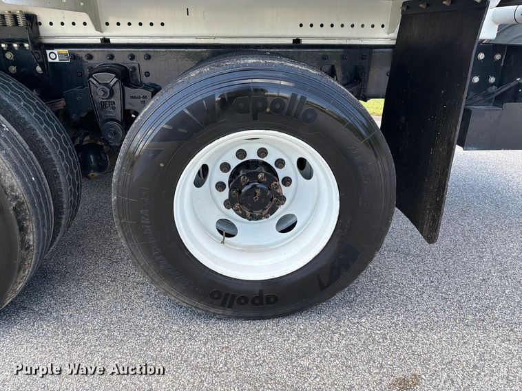image for item EF1349 2025 Peterbilt 548 water truck