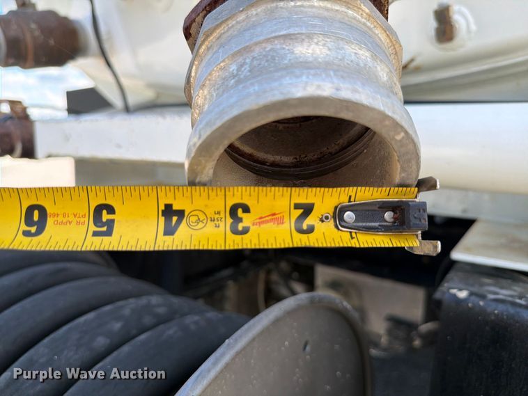 image for item EF1350 2020 Mack Granite water truck